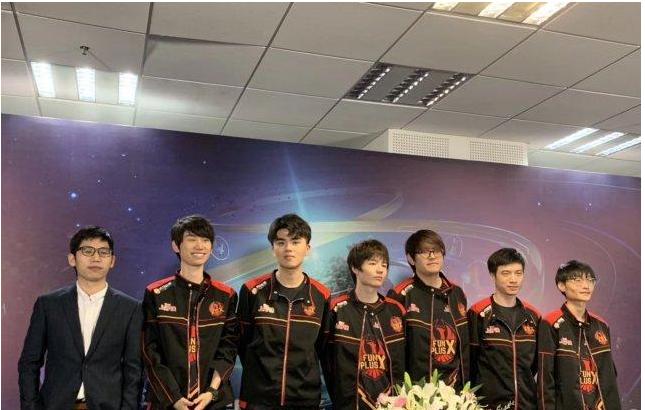 LOL��FPXِ����L�������������ĔrRNG�ı���S9СĿ�����ď�