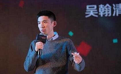 �D��������һ��ĺڿ�