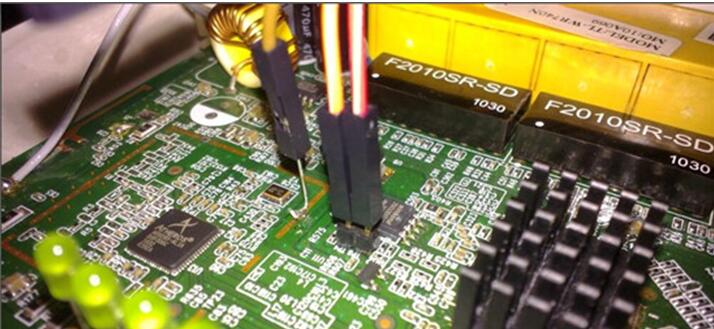 �D��TP-LINK WR740N V3/V4�o��·���� TTL