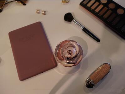 �D��Kindle Paperwhite�����ϡ����ࡢ�F�{