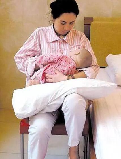 �D����a��ʹ�����ϴ����؃���